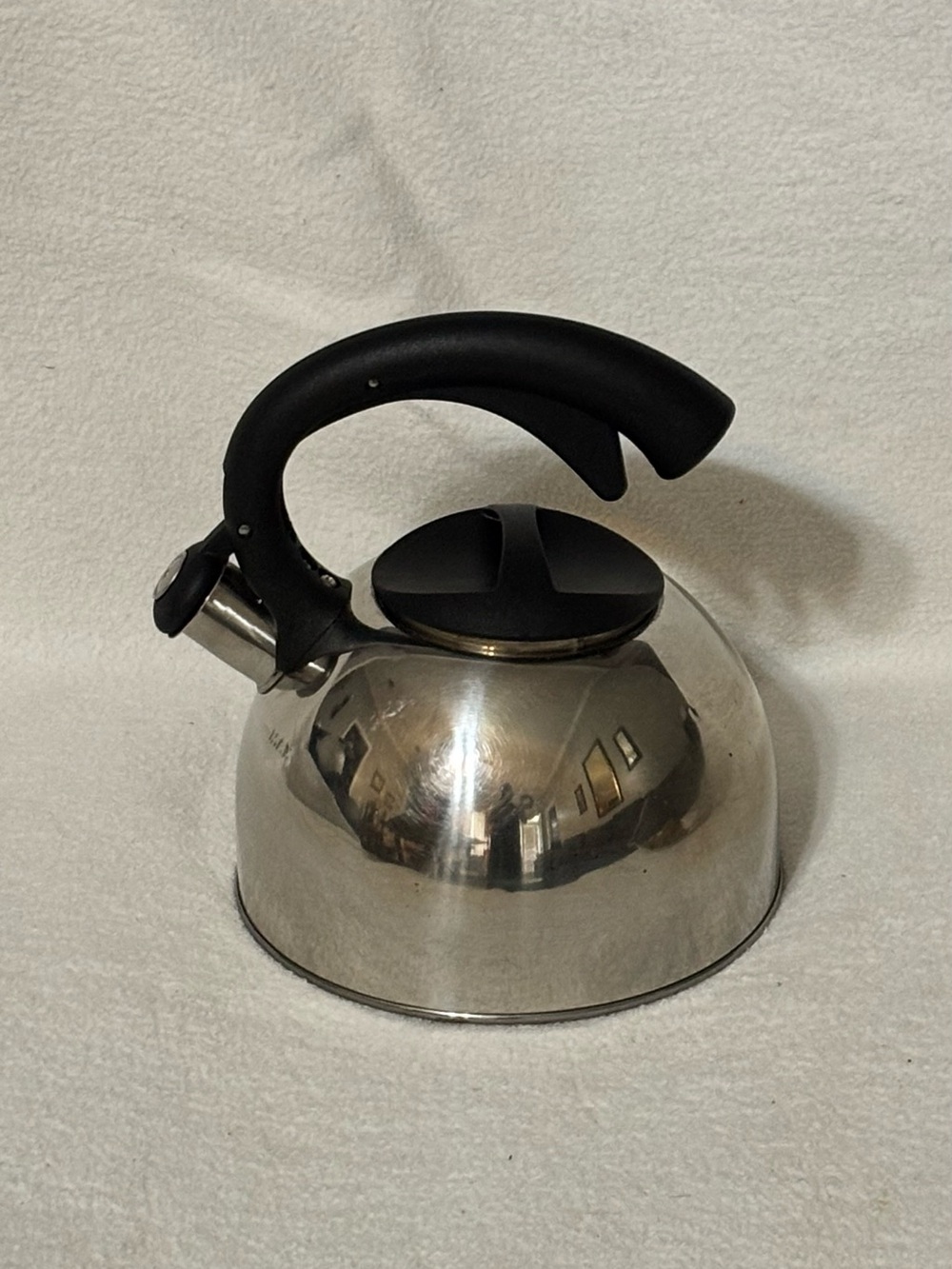 Primula Stainless Steel Whistling Tea Kettle with Black Handle anti-scalding